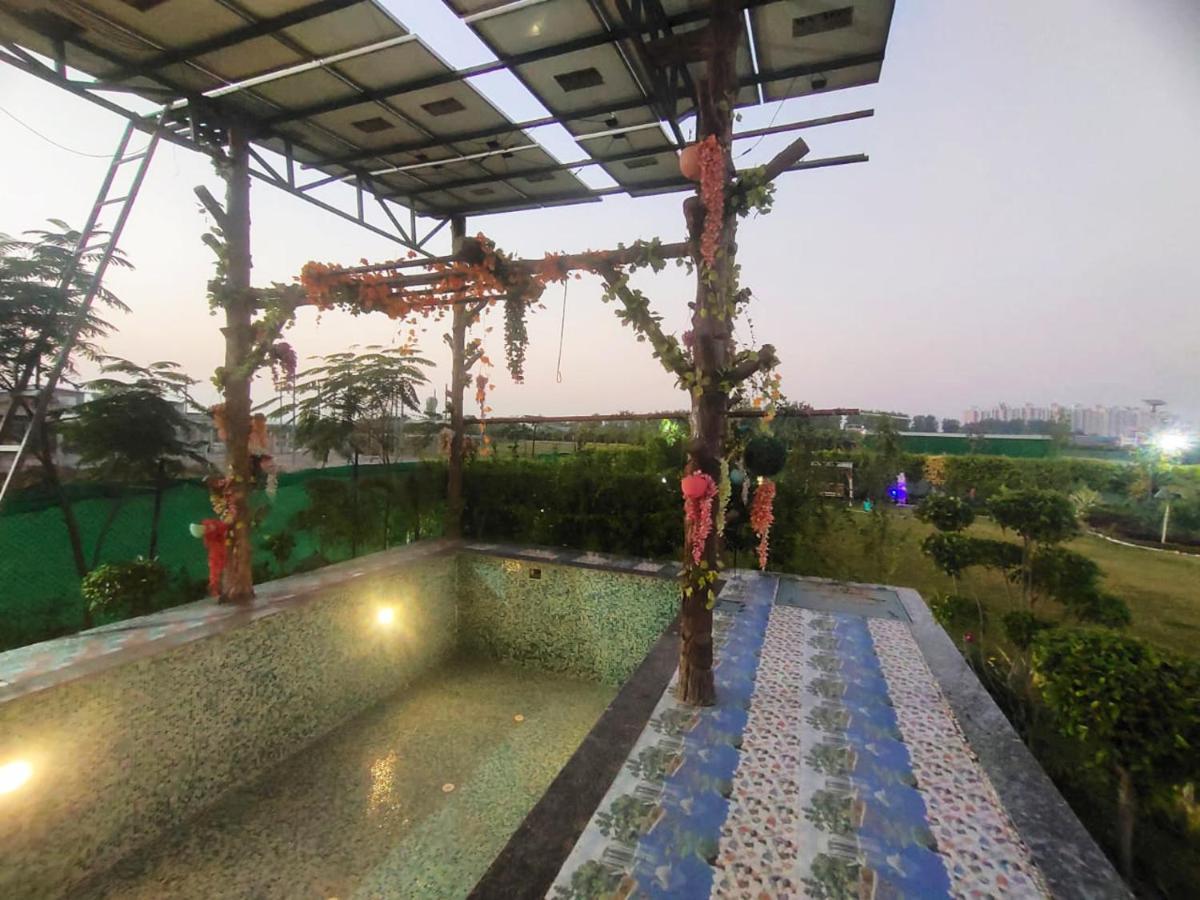 Shaw Estate-Farm House For A Small Parties-Jp Farm Greater Noida Exterior foto