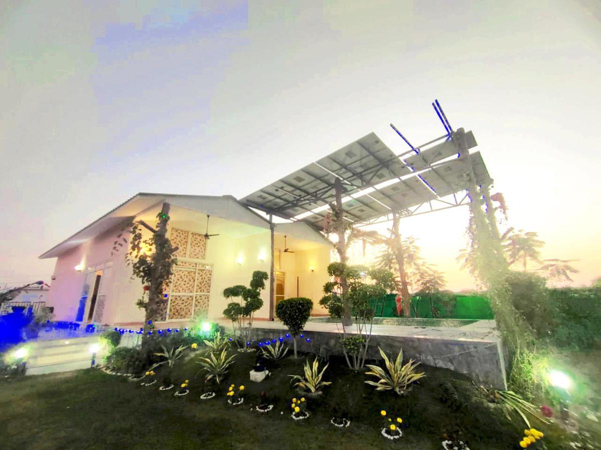 Shaw Estate-Farm House For A Small Parties-Jp Farm Greater Noida Exterior foto